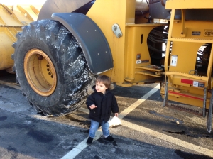 More truck love. "Dig, dig, dig. Dump!" says the dump truck, according to Das Big Boy. 
